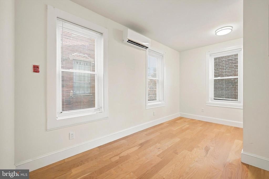 718 S 3rd Street - Photo 8