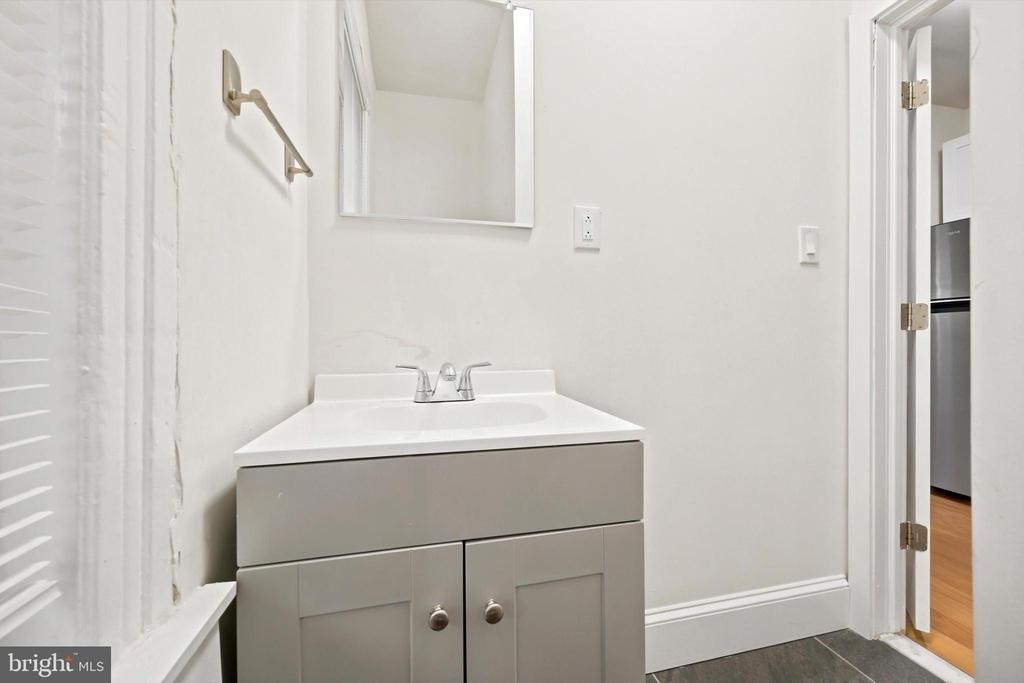 718 S 3rd Street - Photo 3