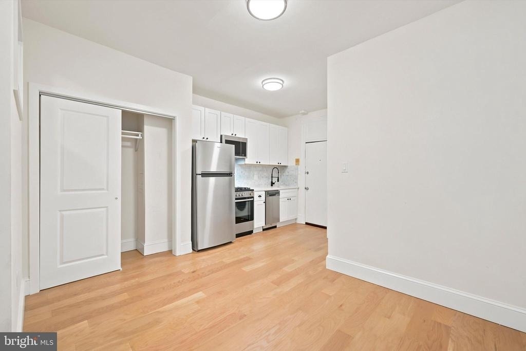 718 S 3rd Street - Photo 10