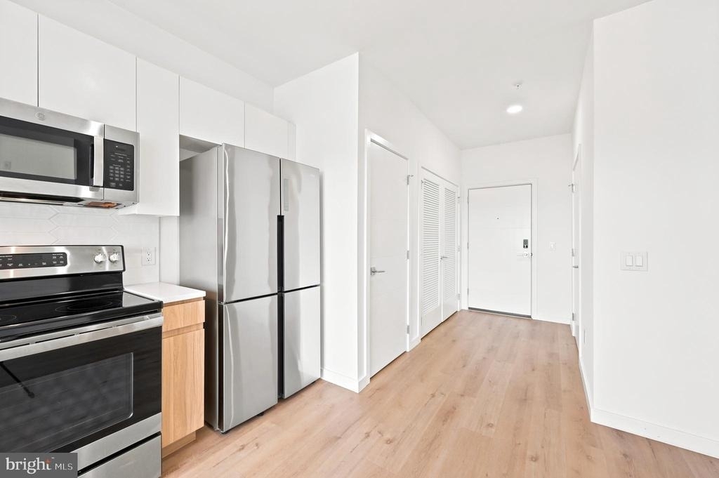 7127 Keystone Street - Photo 2