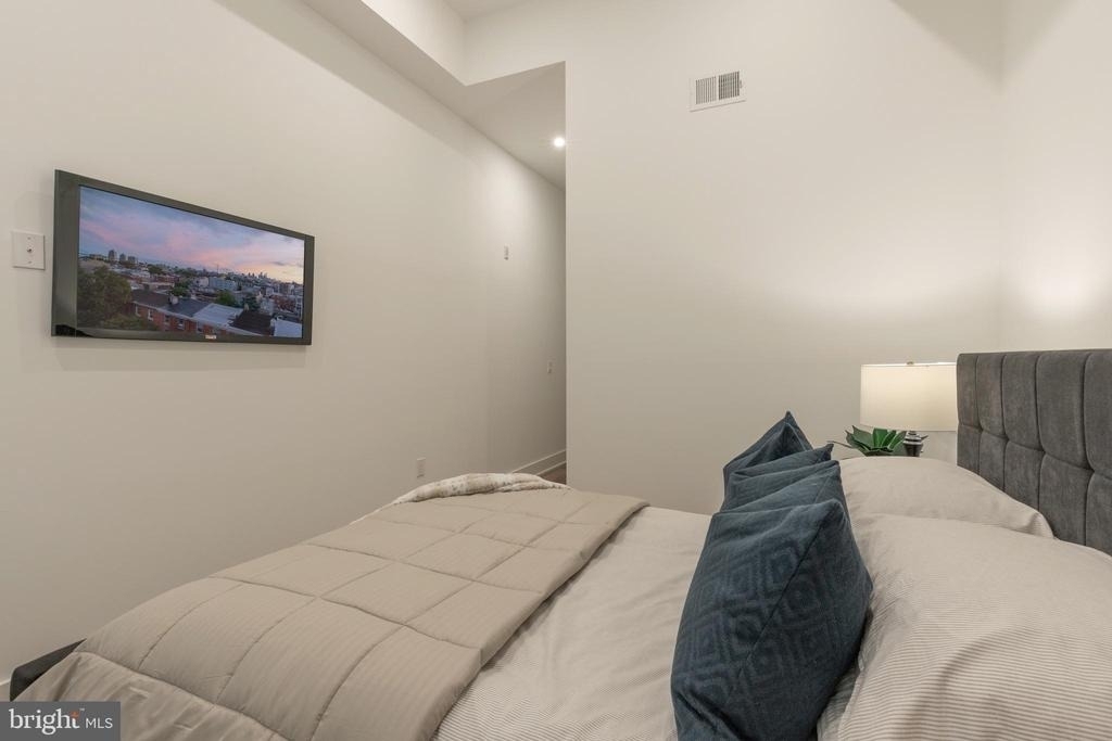 1421 E Columbia Avenue - Photo 27