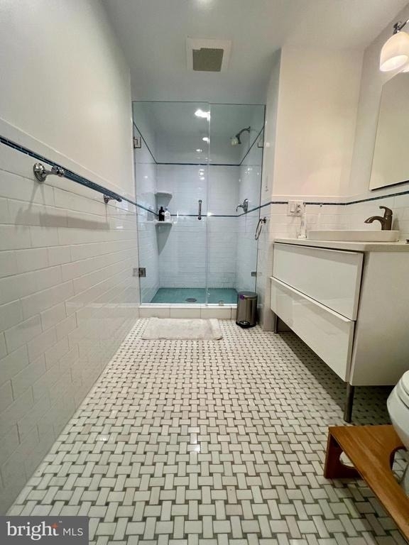 136 N Bread Street - Photo 37