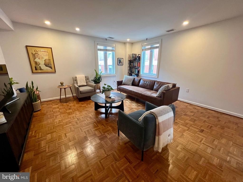 136 N Bread Street - Photo 13