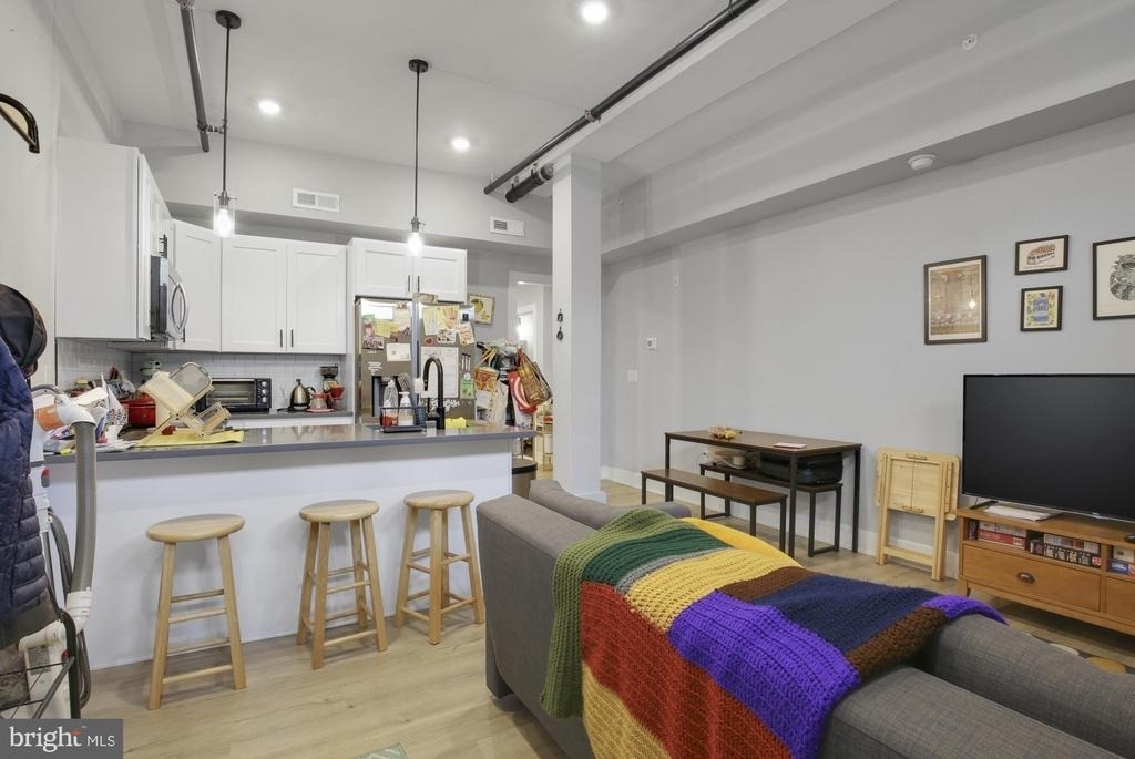 3965 Lancaster Avenue - Photo 1