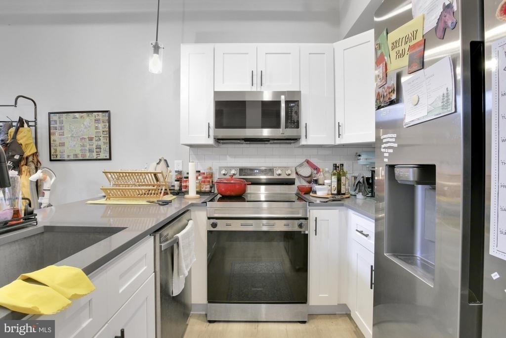 3965 Lancaster Avenue - Photo 2