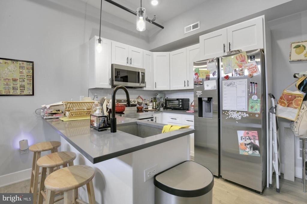 3965 Lancaster Avenue - Photo 7