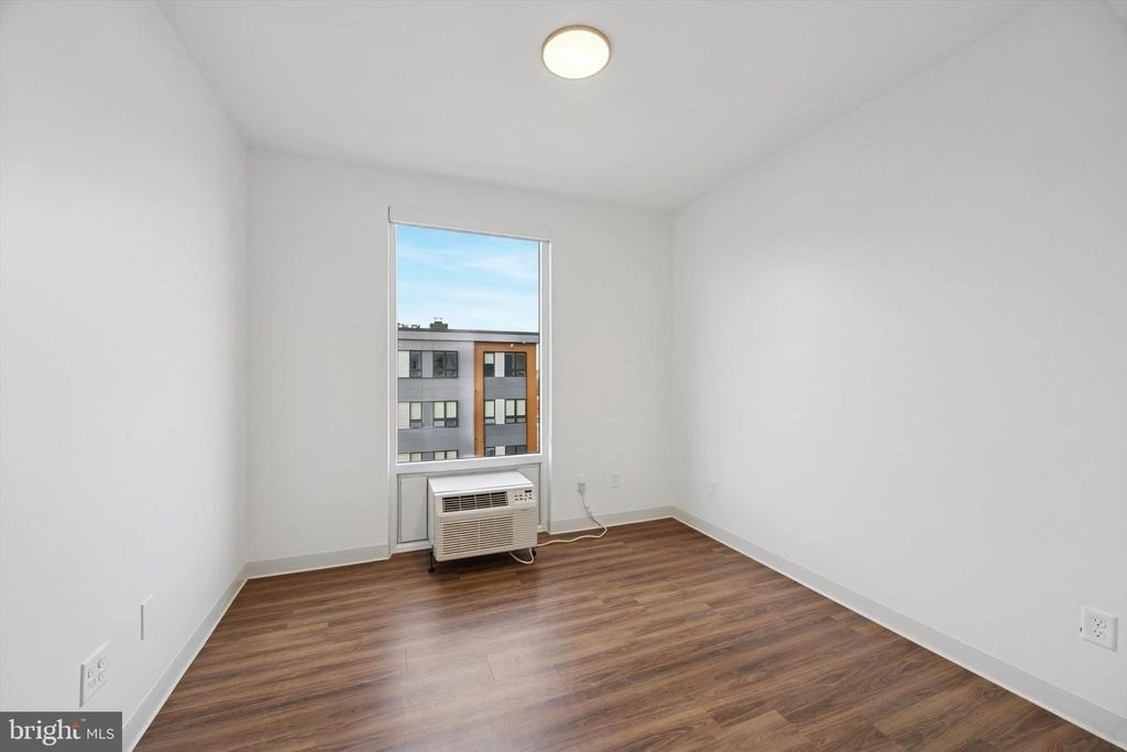 4240 Chestnut Street - Photo 5