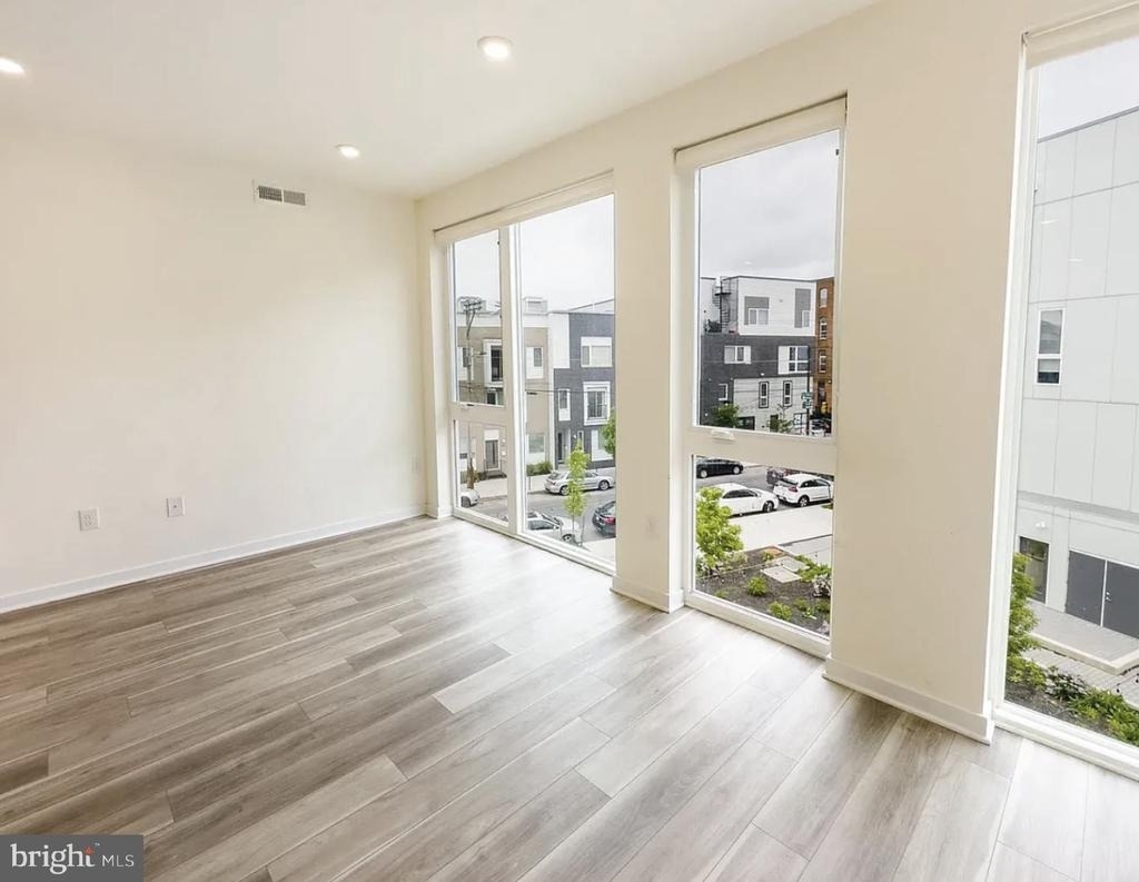1600 Germantown Avenue - Photo 12
