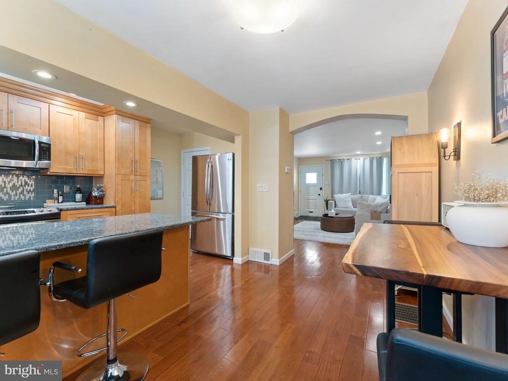 5969 Jannette Street - Photo 7