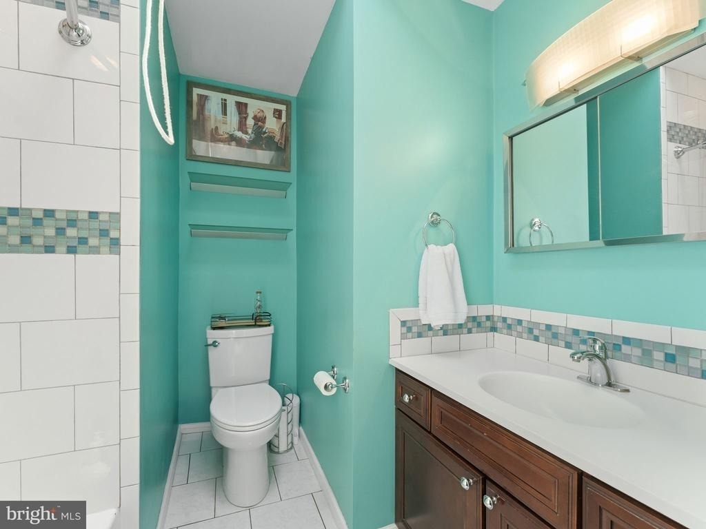 5969 Jannette Street - Photo 18