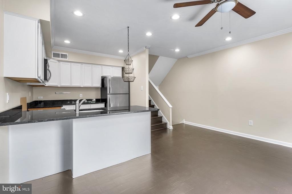778 S Front Street - Photo 8