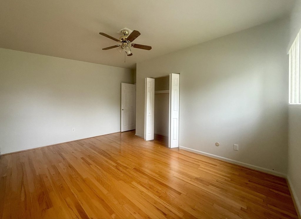 412 S Revena Boulevard - Photo 11