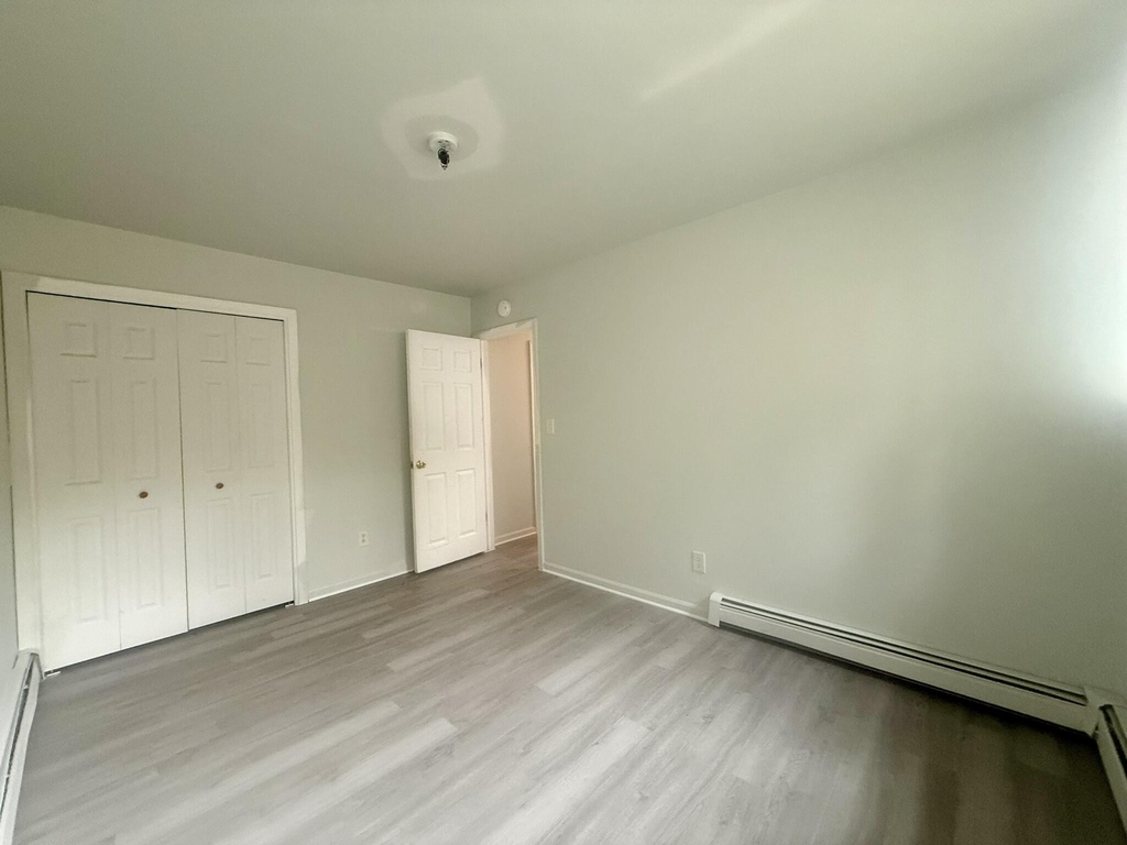 410 S Revena Boulevard - Photo 8
