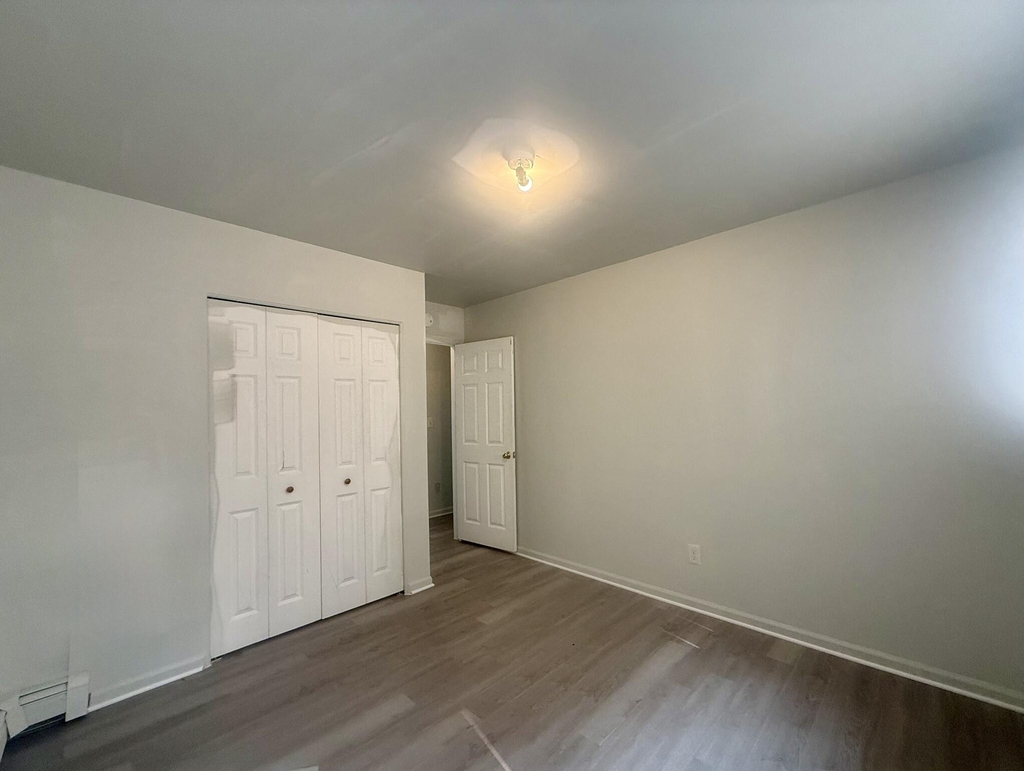 410 S Revena Boulevard - Photo 12
