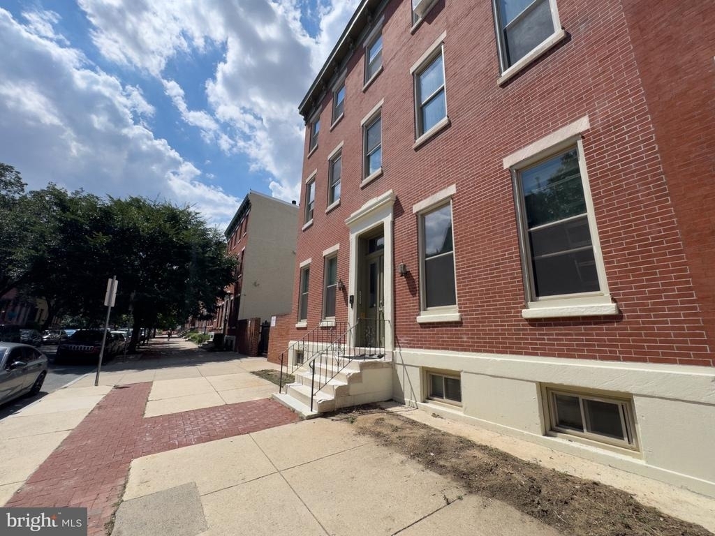 1703 Green Street - Photo 30