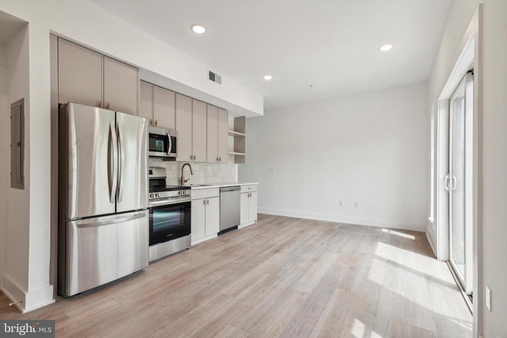 367 W Hortter Street - Photo 0