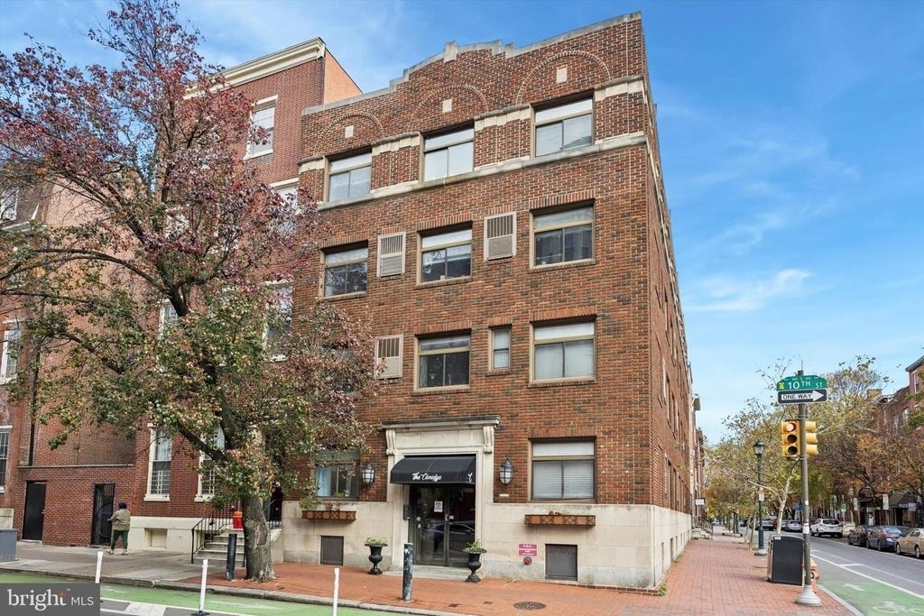 319 S 10th Street - Photo 12