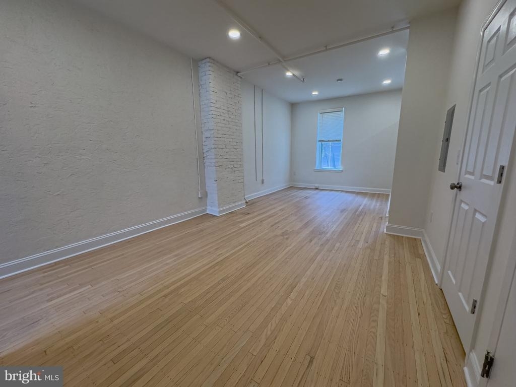 2113 Green Street - Photo 9