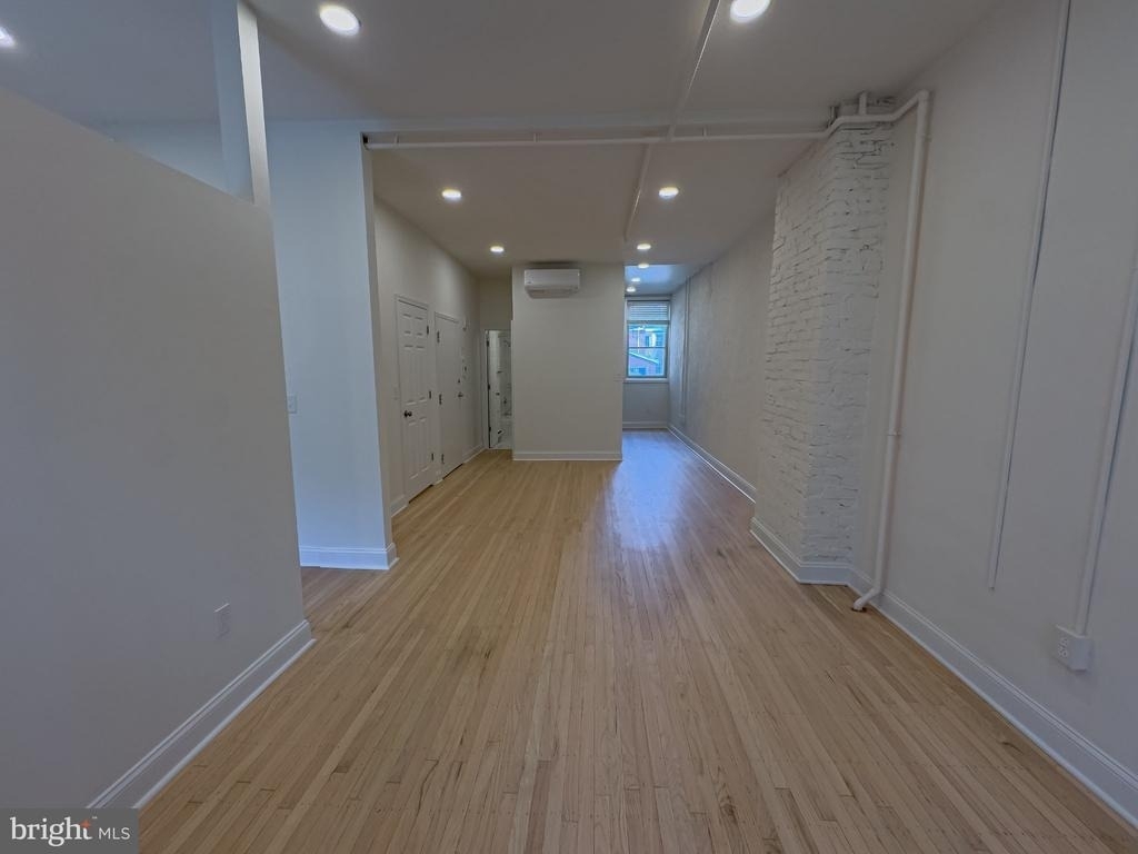 2113 Green Street - Photo 0
