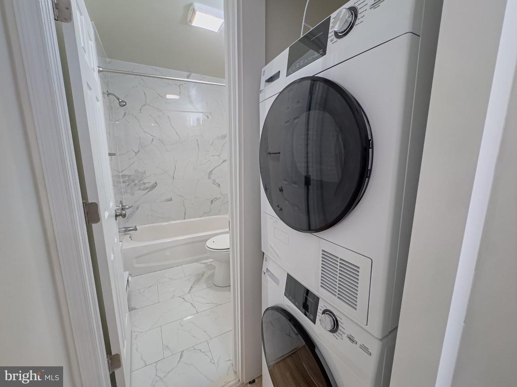 2113 Green Street - Photo 6