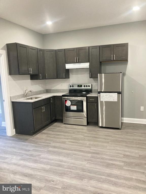 4665 Paul Street - Photo 0