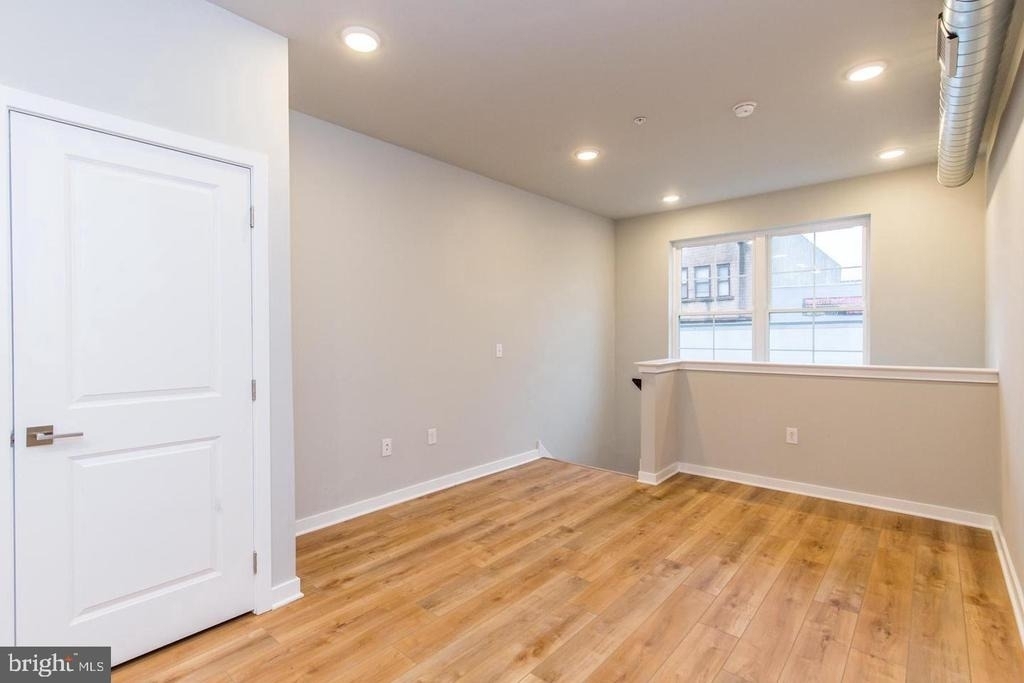 2543 N Front Street - Photo 4