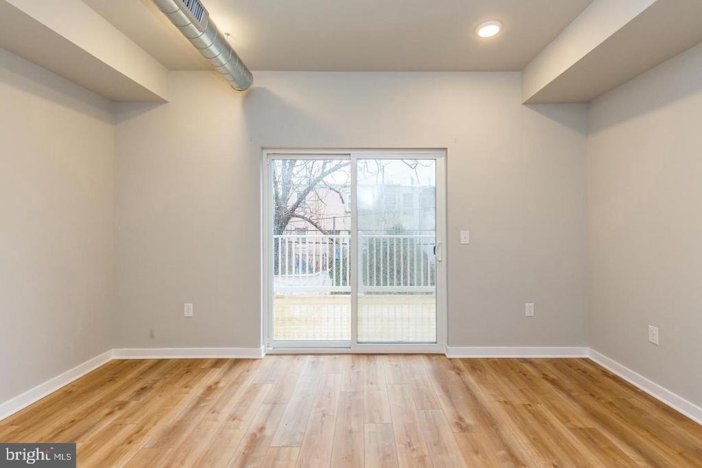 2543 N Front Street - Photo 11