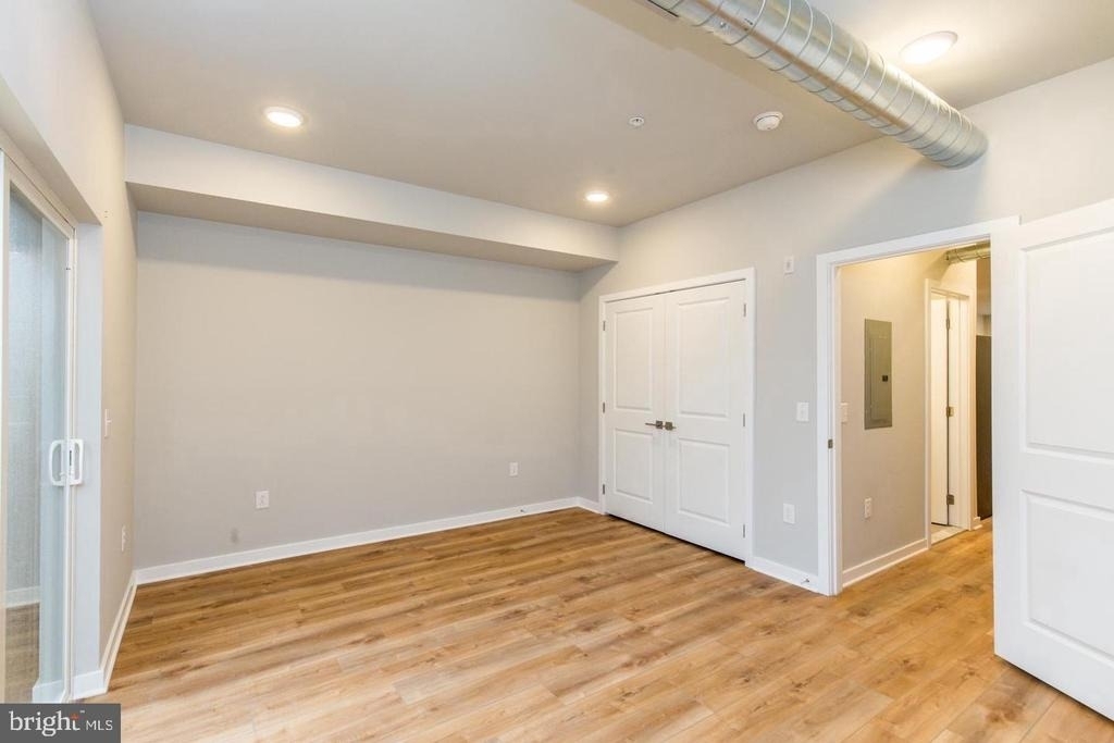 2543 N Front Street - Photo 10