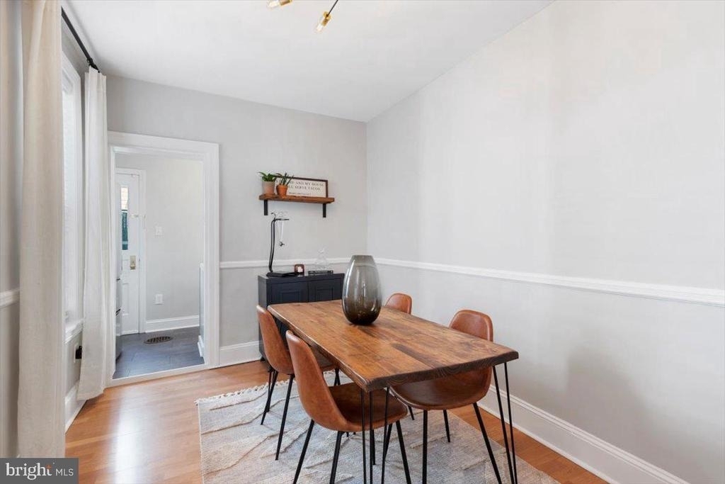 623 Miller Street - Photo 12