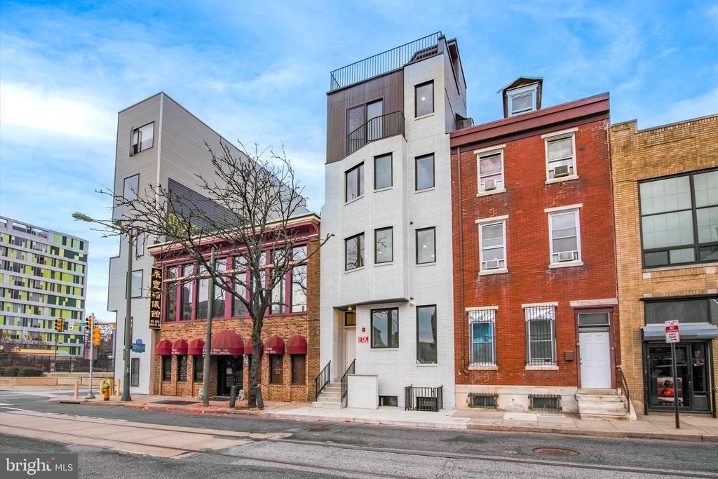 245 N 12th Street - Photo 1