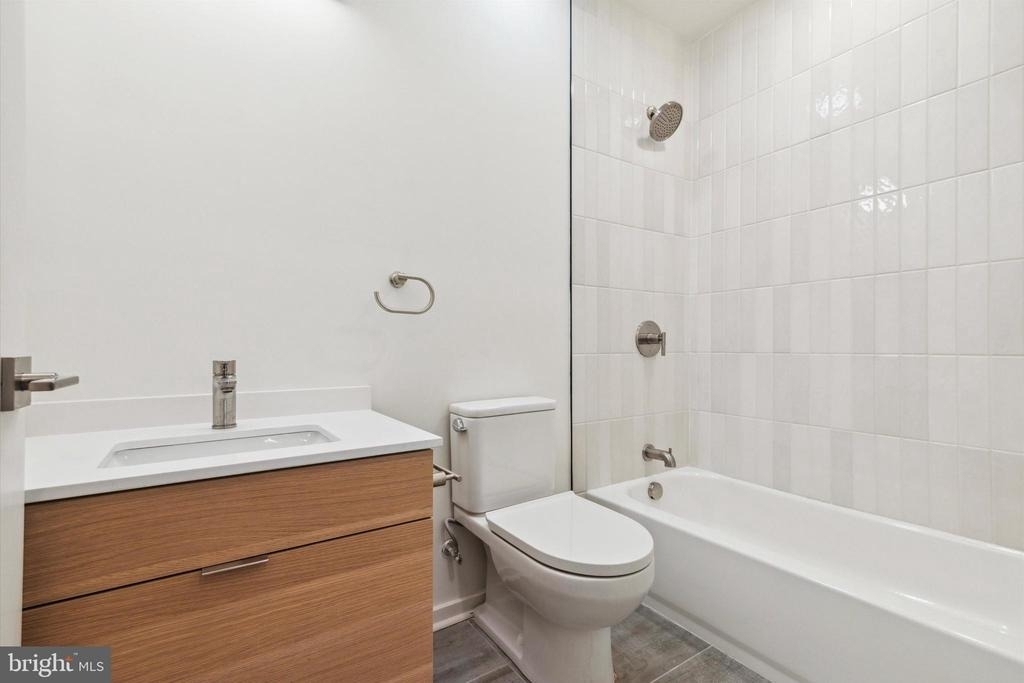 245 N 12th Street - Photo 3
