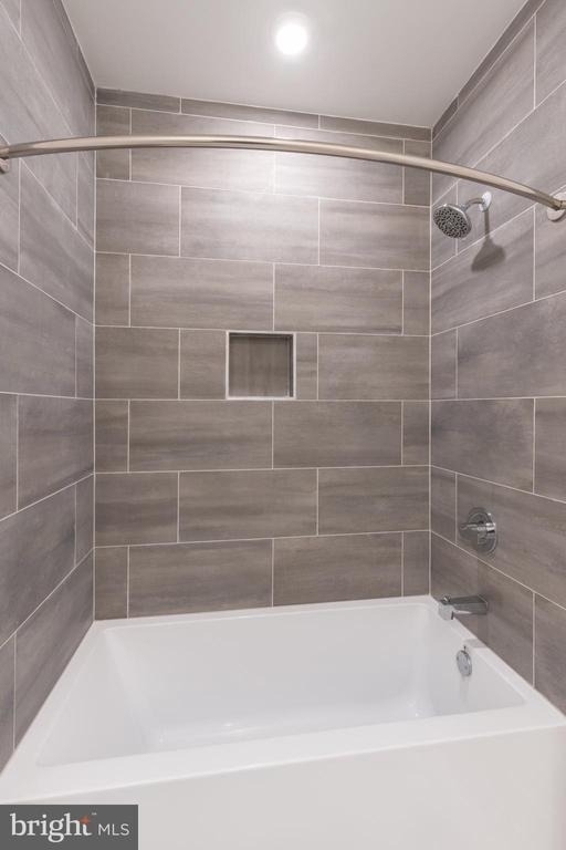 5545 Pulaski Avenue - Photo 22