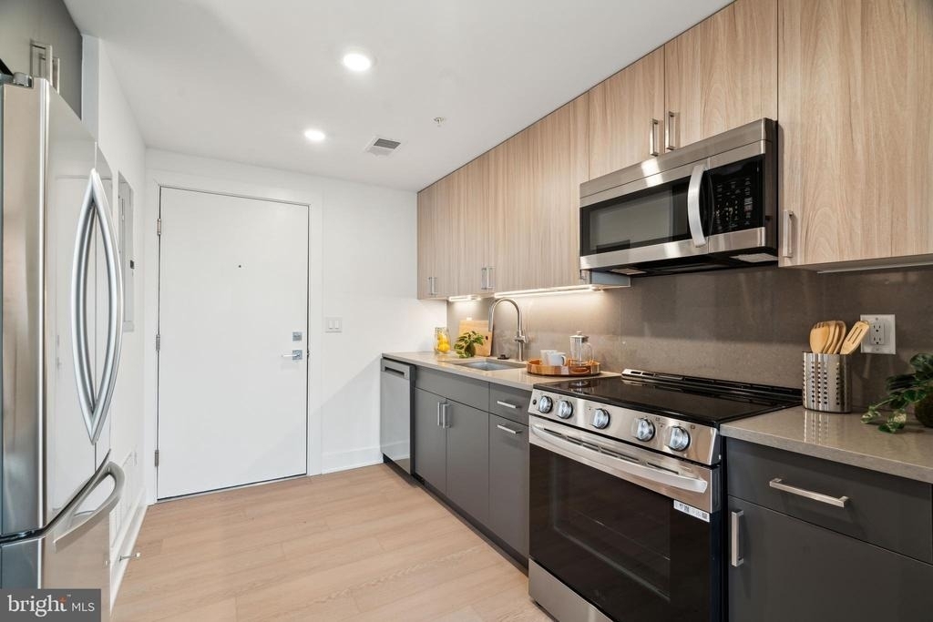 2000 Dreer Street - Photo 8