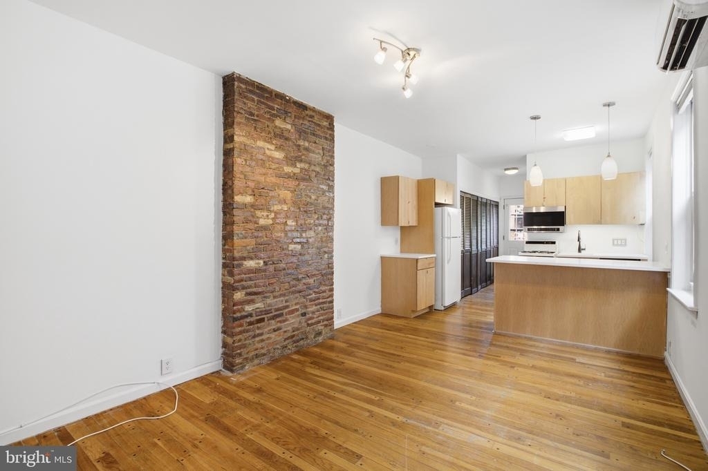 747 S 2nd Street - Photo 0
