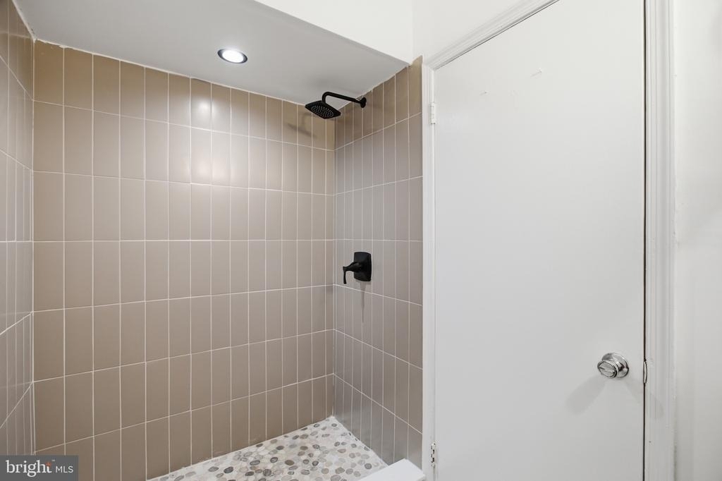 747 S 2nd Street - Photo 10