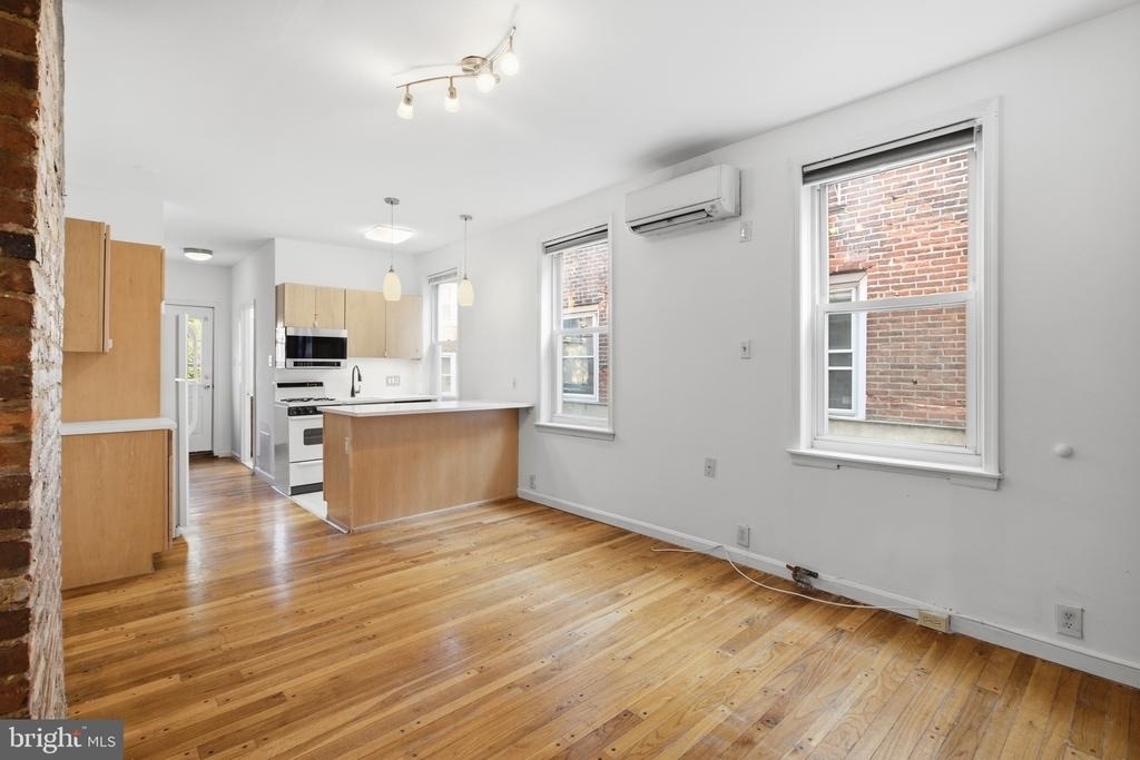747 S 2nd Street - Photo 1