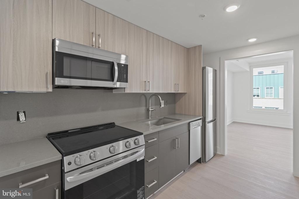 2000 Dreer Street - Photo 1