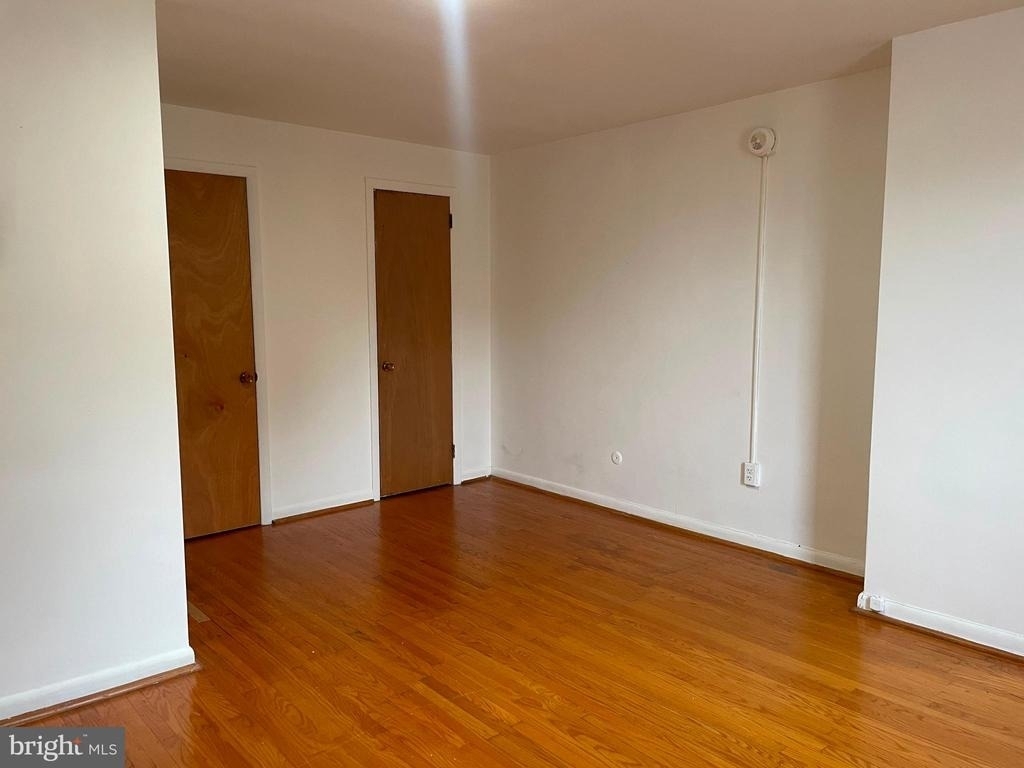 6649 Hegerman Street - Photo 6