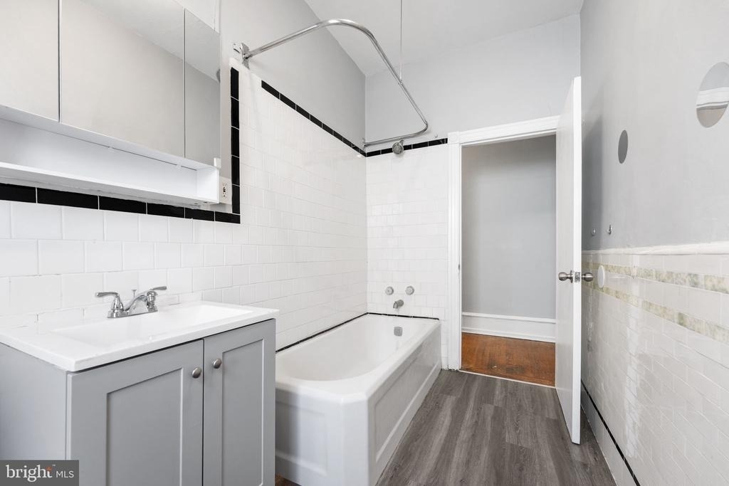 246 W Abbottsford Avenue - Photo 25