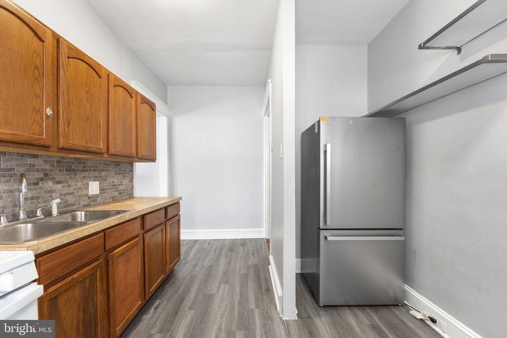 246 W Abbottsford Avenue - Photo 13