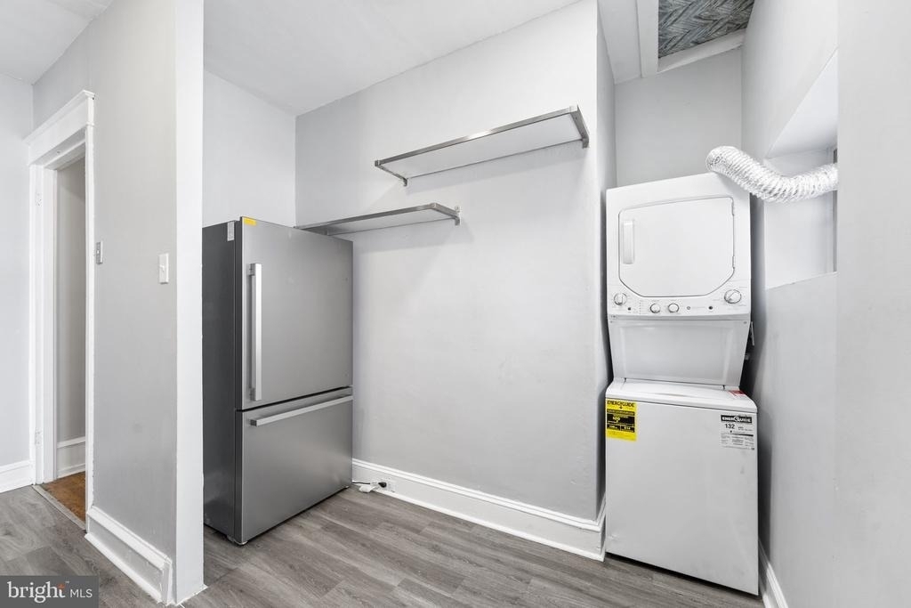 246 W Abbottsford Avenue - Photo 15
