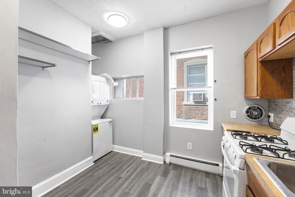 246 W Abbottsford Avenue - Photo 16
