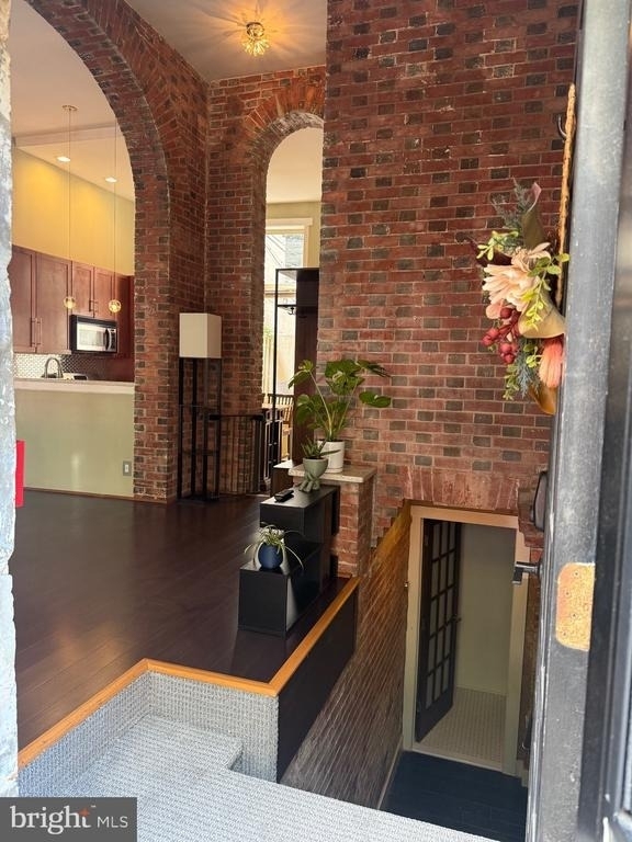 2200 Pine Street - Photo 12