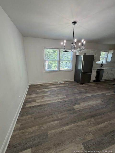 905 Riverside Boulevard - Photo 3