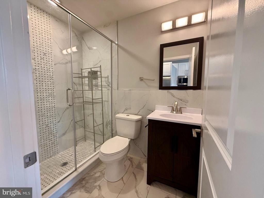 2425 Frankford Avenue - Photo 6