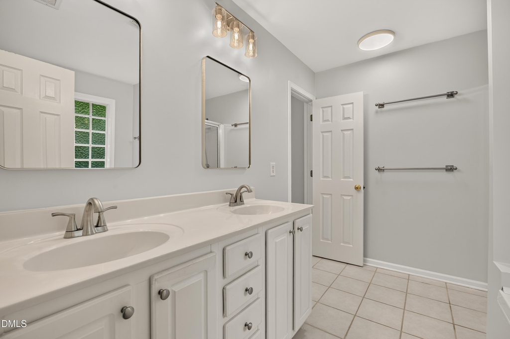 3013 Englefield Drive - Photo 21