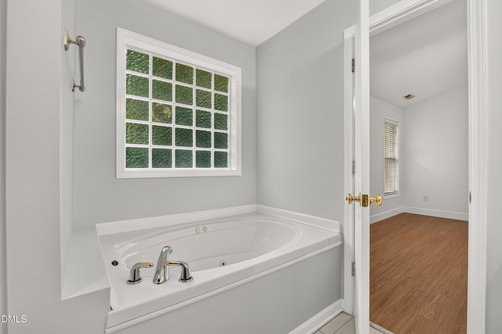 3013 Englefield Drive - Photo 23