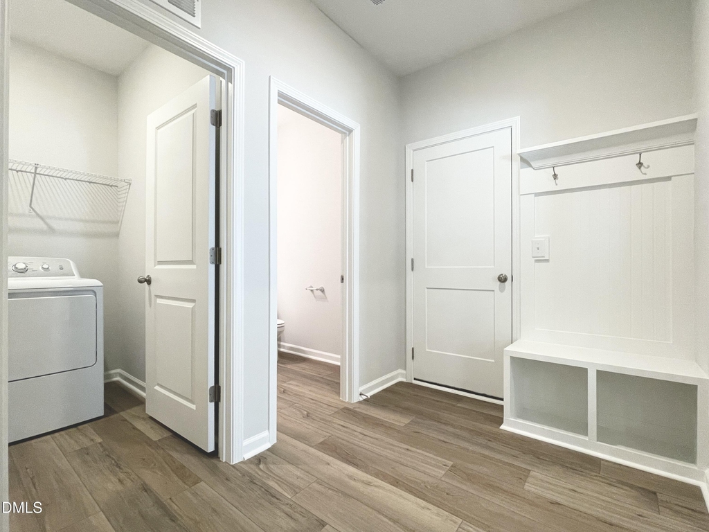 1605 Immagene Way - Photo 11