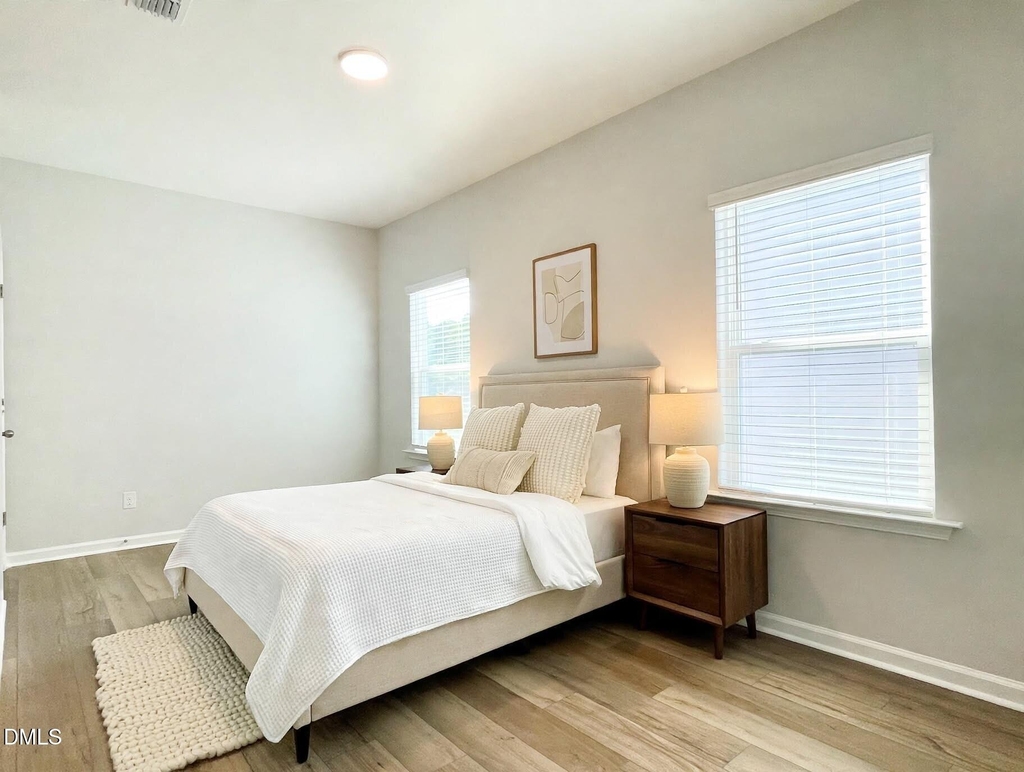 1605 Immagene Way - Photo 22