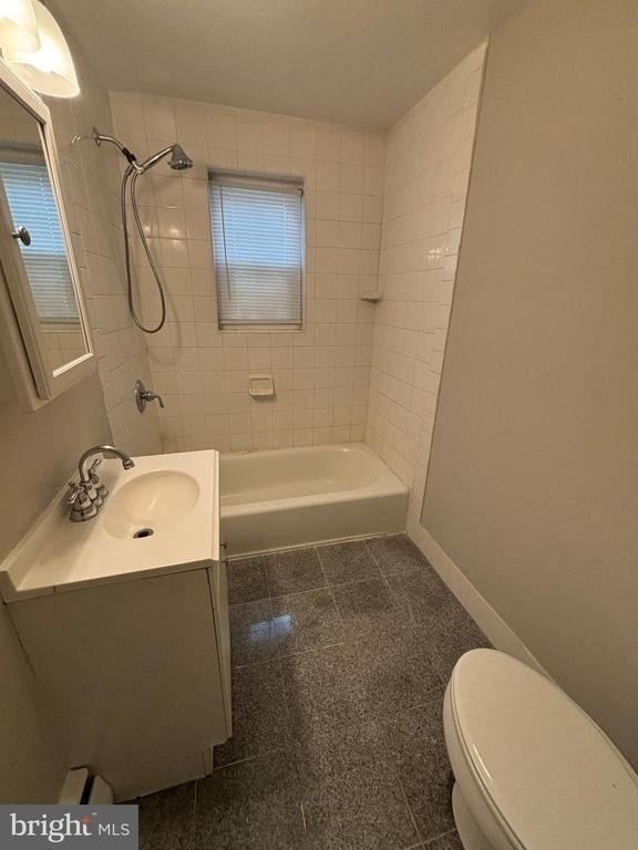 210 Trinity Avenue - Photo 9